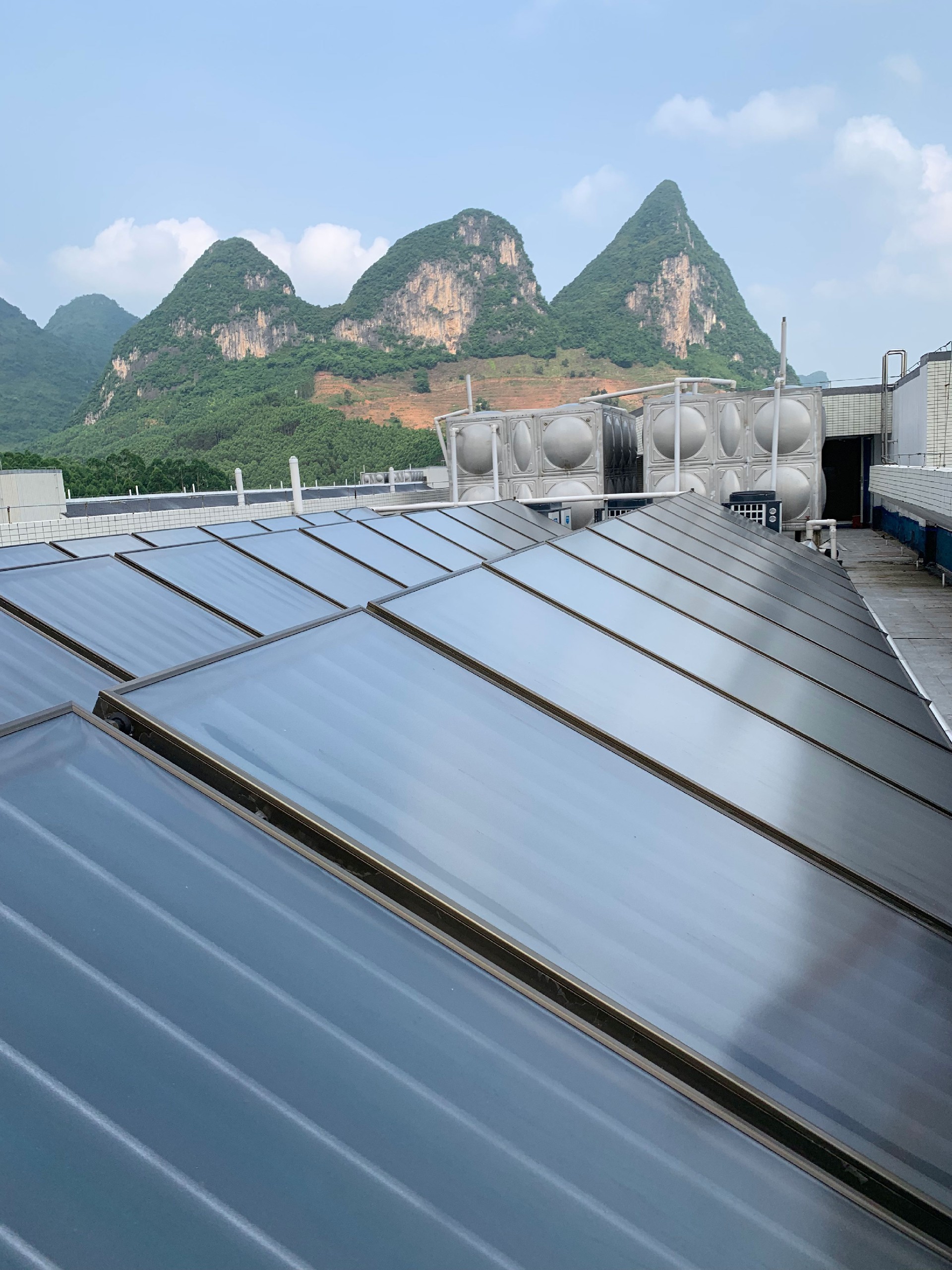 1734330735120356.jpg 1734330735120356.jpg